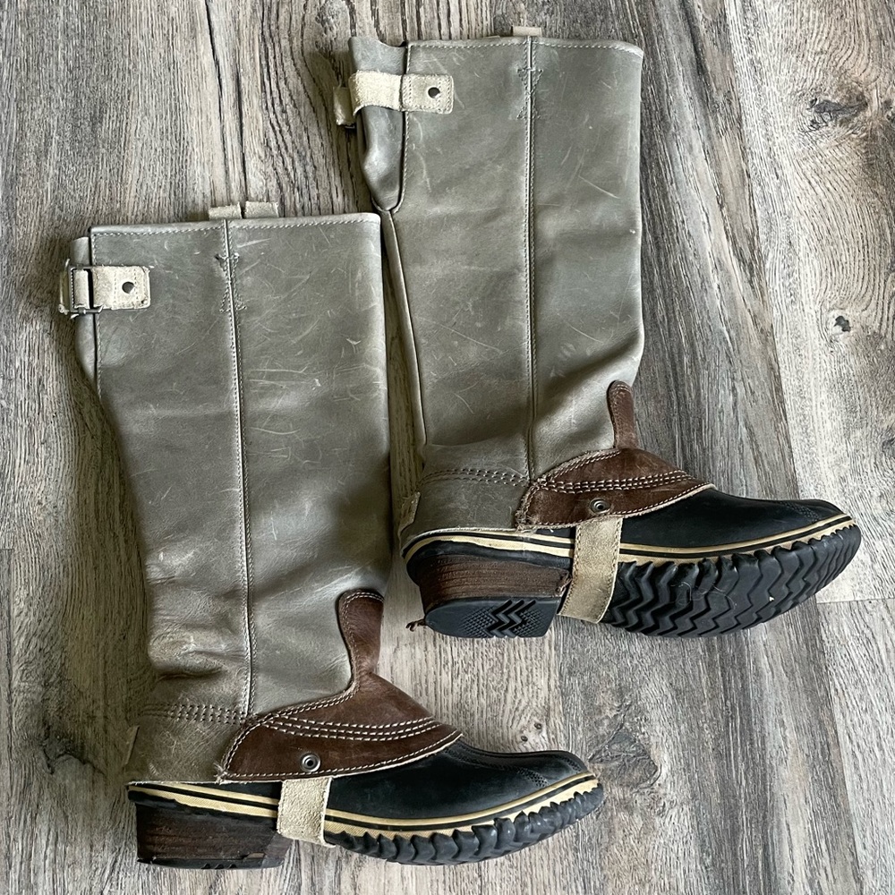 Sorel Women's Gray and Brown Boots